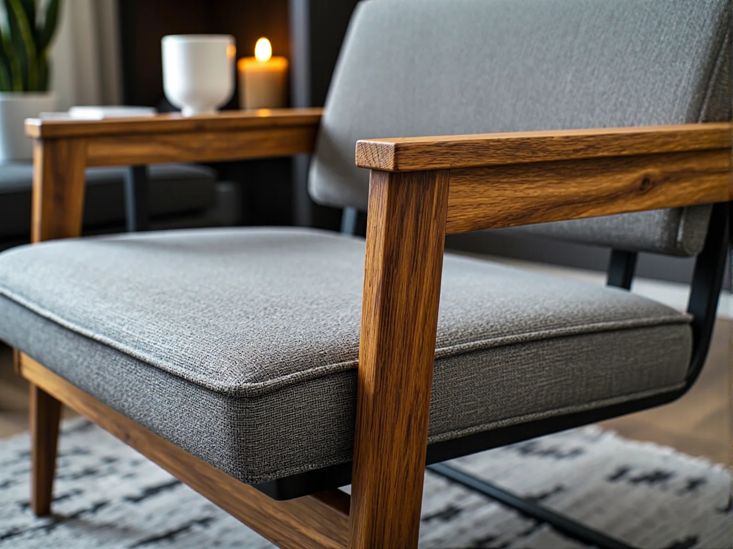 Szklany stolik kawowy optycznie powiększający mały salon